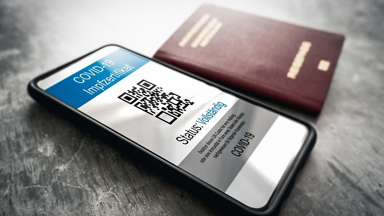 Die EU-Kommission schlägt einheitliche Regelungen für die Glütigkeit des digitalen Impfzertifikats vor.