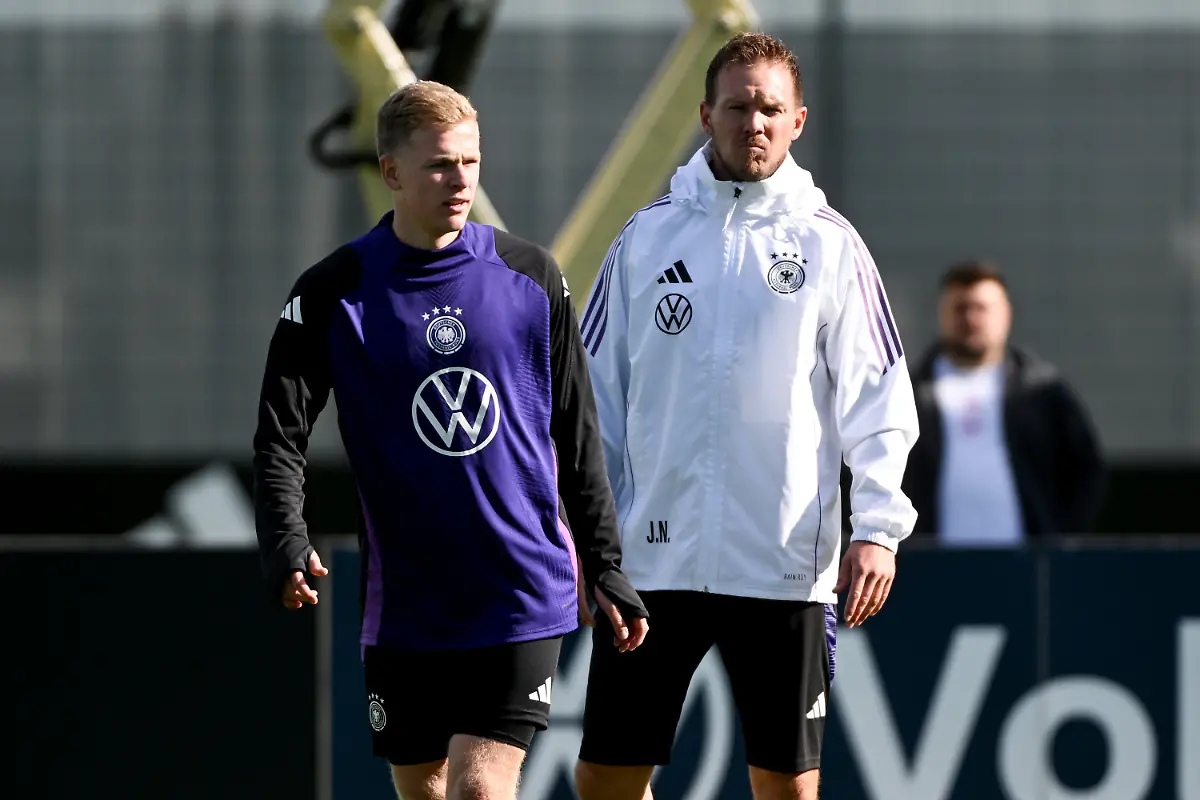 1543ff32abe7c0309d88bcb850fb4cf3