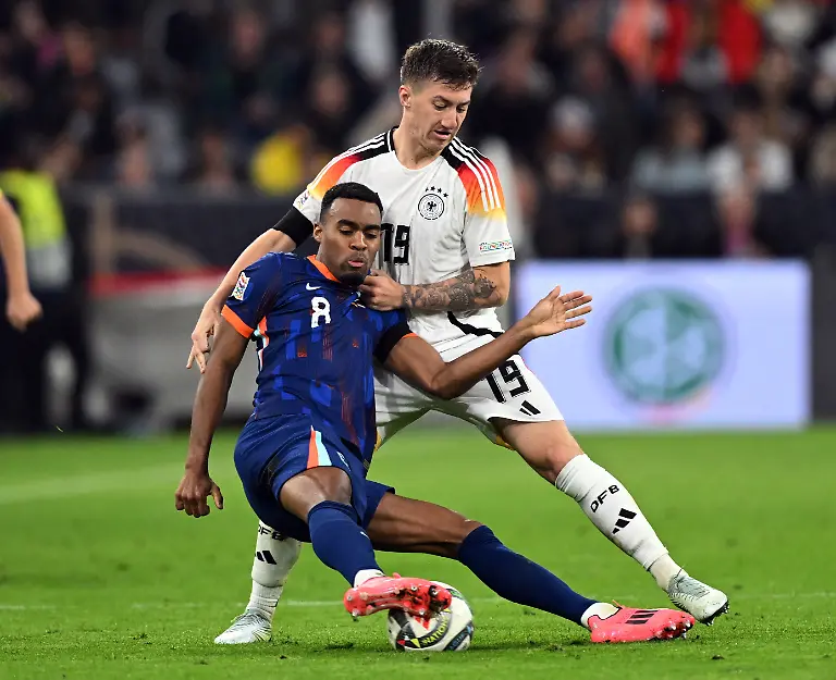 dce5f2a18167415ea56cb11a51c1a104