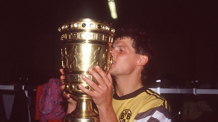 Norbert Dickel, Pokalheld.