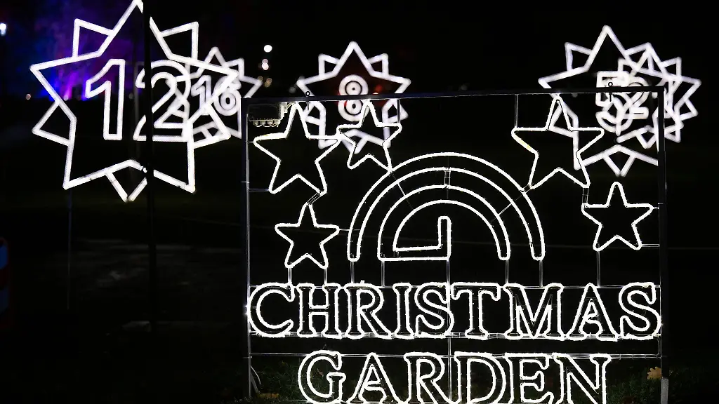 Auch-in-diesem-Winter-wieder-Christmas-Garden-in-Dresden-und-Leipzig-Archivbild