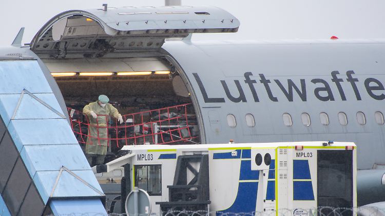 Die Bundeswehr war mit Spezialflugzeugen an den Verlegungen beteiligt.