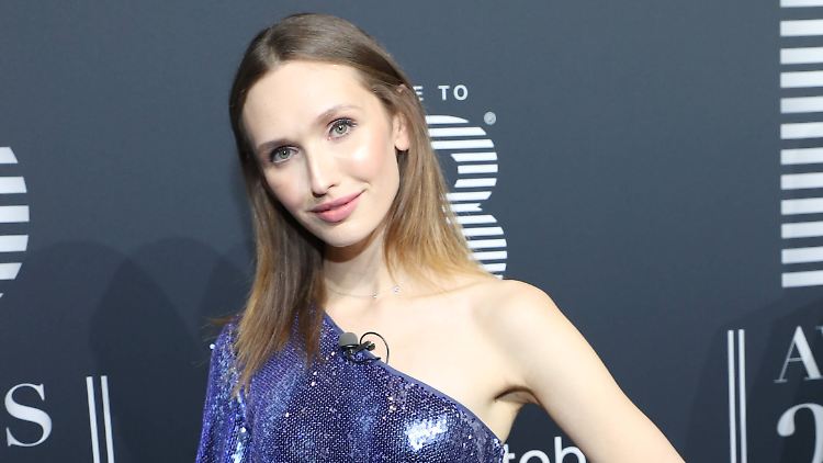 Muss eine Fehlgeburt verkraften: Anna Wilken.