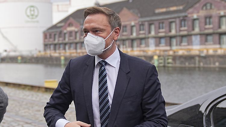 Laut Lindner müssen sich Diesel-Fahrer erst einmal keine Sorgen machen.