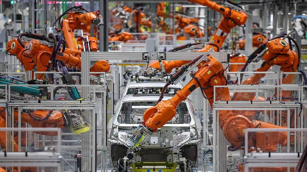 Auftraege-und-Umsaetze-der-saechsischen-Industrie-sind-im-ersten-Halbjahr-gesunken-Archivbild