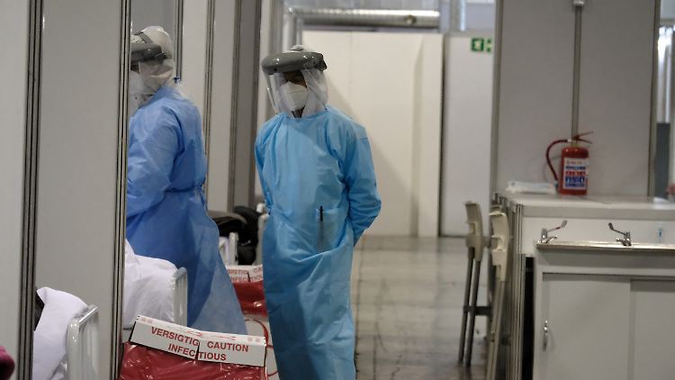 In Südafrika zeigen fast 80 Prozent aller DNA-sequenzierten Testergebnisse eine Omikron-Infektion an.