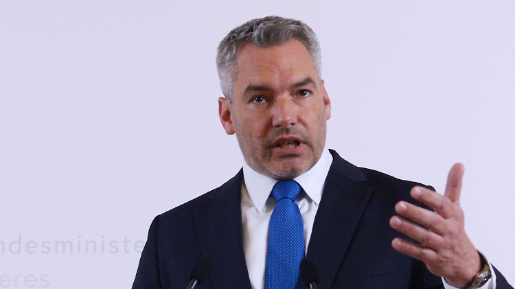 Karl Nehammer wird Kanzler Österreichs.
