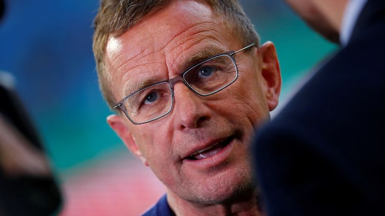 Medienberichten zufolge soll Ralf Rangnick plötzlich ein heißer Kandidat beim FC Bayern sein.
