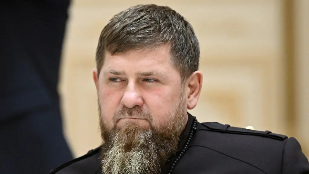 2024-10-10T165821Z-1383881893-RC2ZY7A8QFZ4-RTRMADP-3-RUSSIA-KADYROV-FEUD