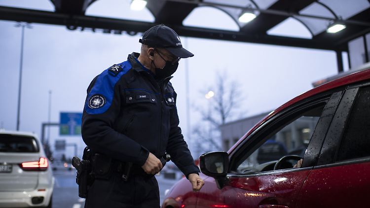 Ausnahmen gelten für Einreisende aus grenznahen Gebieten. 