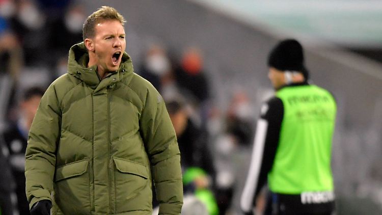 Julian Nagelsmann will sich nicht nur auf dem Platz lautstark geben.