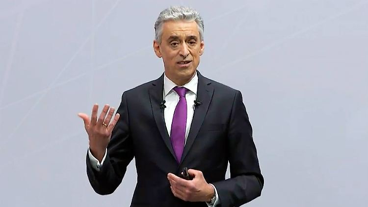 Appels Vertrag bei der Post endet im kommenden Jahr - vielleicht verlängert er, vielleicht wird er  Aufsichtsratschefs der Telekom. Vielleicht sogar beides.