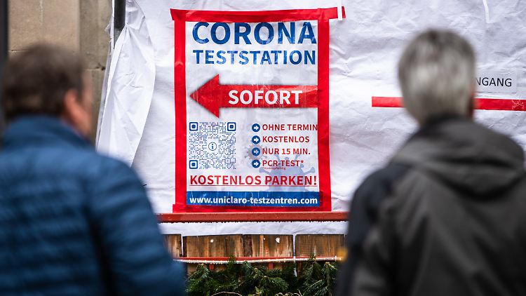 Bei den Labortests ist die Anteil positiver Ergebnisse in den letzten Wochen deutlich gestiegen.