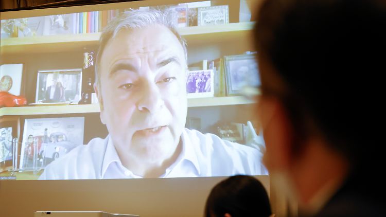 Grund für das Zuschalten aus der Ferne zum Gespräch mit Journalisten in Tokio ist bei Carlos Ghosn wohl nicht die Pandemie.