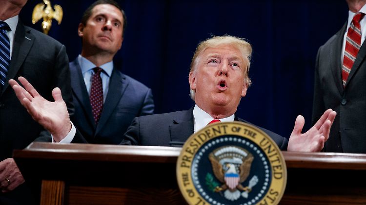 Trump plant ein eigenes soziales Netzwerk: "Truth Social". Devin Nunes (l) soll helfen.
