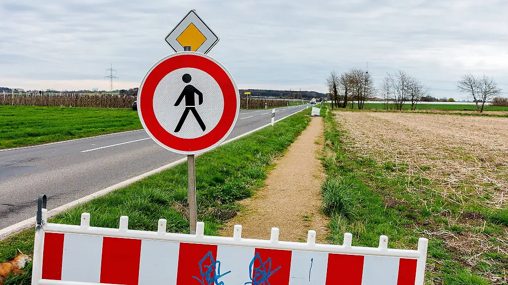 Der-Bund-der-Steuerzahler-hat-sein-neues-Schwarzbuch-vorgestellt