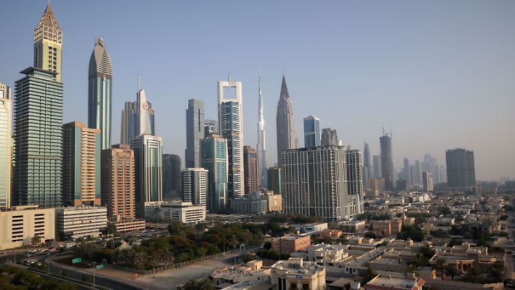 Bisher geht die Arbeitswoche in den Emiraten von Sonntag bis Donnerstag. 