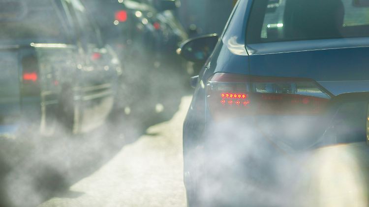 Ein großer Teil der schlechten Luft kommt vom Verkehr in den Städten.