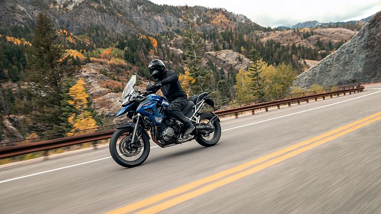Mit neuer Optik und neuer Technik schickt Triumph die Tiger 1200 in fünf Varianten in die neue Saison.