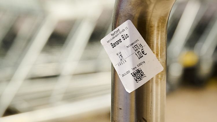 Durch weltweite Lieferprobleme sind in der Corona-Krise viele Produkte und Lebensmittel teurer geworden.