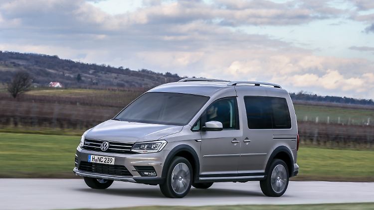 Gebrauchtwageninteressenten mit Sinn für den schönen Schein schauen sich beim Caddy gerne die "Alltrack"-Modelle an.