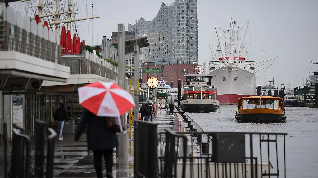 Heute-wird-es-regnerisch-im-Norden-Symbolbild