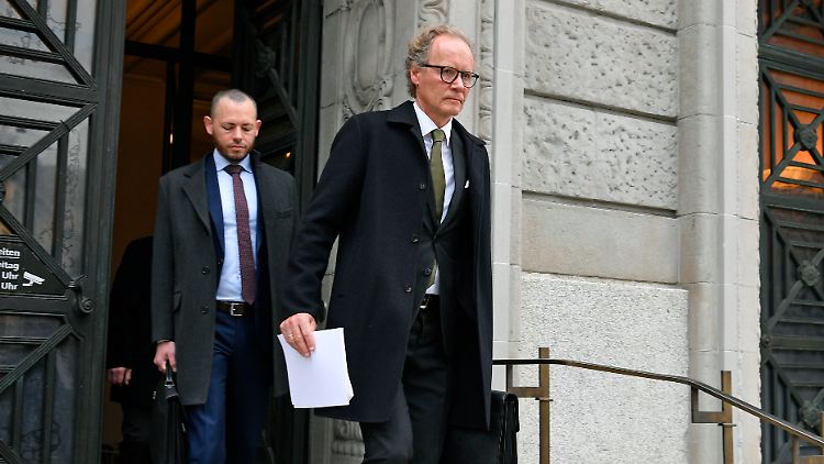 Eckart Seith (r.) legte bankinterne Dokumente vor, die in Deutschland umfangreiche Cum-Ex-Ermittlungen auslösten.