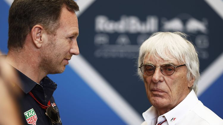 Ecclestone während seiner letzten Saison als Formel-1-Boss im Gespräch mit Red-Bull-Teamchef Christian Horner.