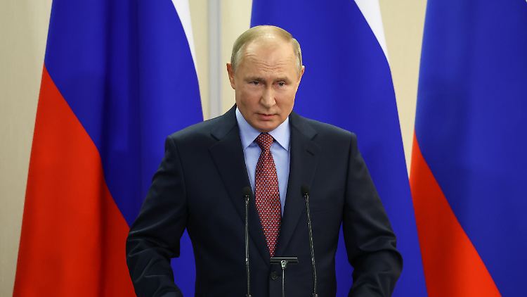 "Mit großer Sorge" betrachtet Putin eine mögliche NATO-Aufnahme der Ukraine.