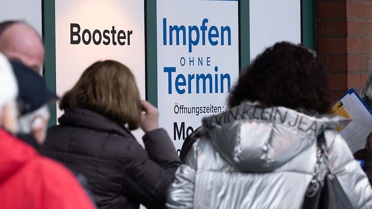 Die Nachfrage nach Boosterimpfungen wächst.