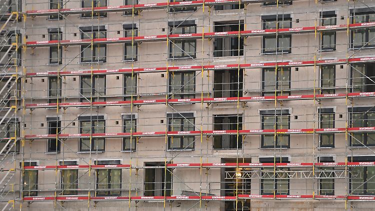 Die Ampel-Parteien haben sich beim Wohnungsbau ambitionierte Ziele gesetzt.