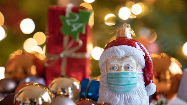 Ein gemütliches Weihnachtsfest kann auch in der Pandemie gelingen, wenn man bestimmte Sicherheitsvorkehrungen trifft.