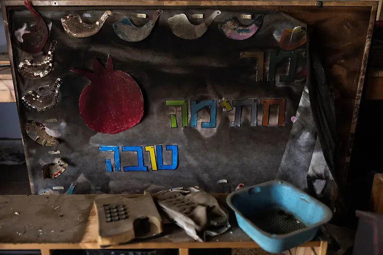 51c842ef8e74406ec360795491e6eec6