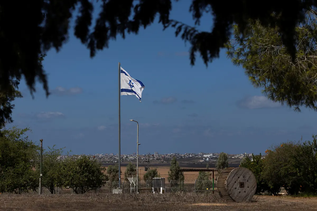 cc00893390c335cbe14a00bbec61208b