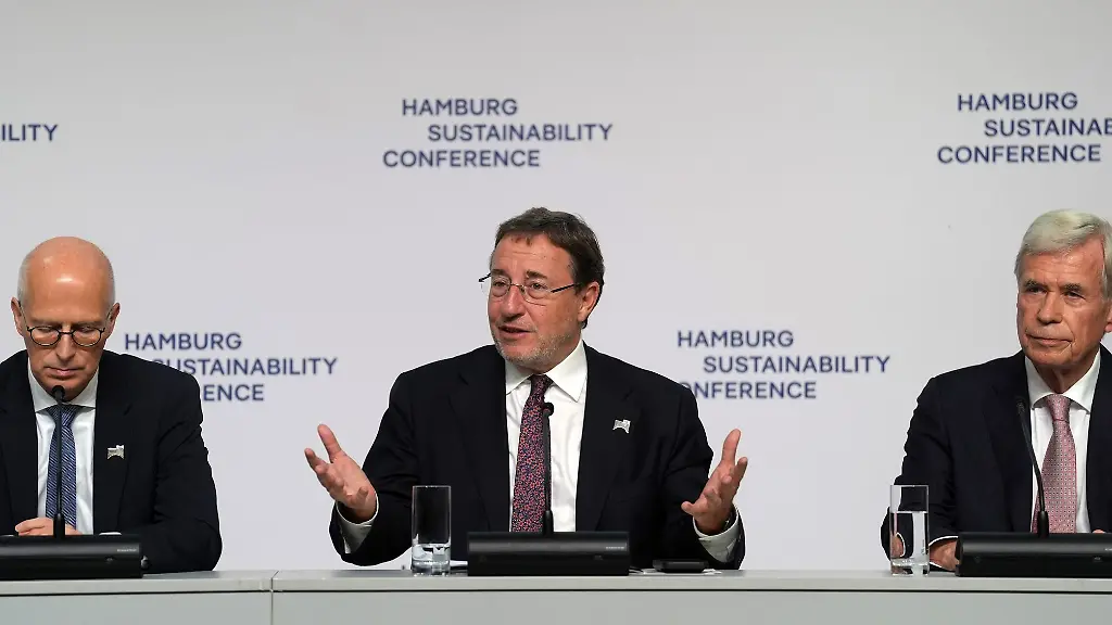 Steiner-Mitte-sagt-es-werde-auf-der-Konferenz-konkrete-Ergebnisse-geben