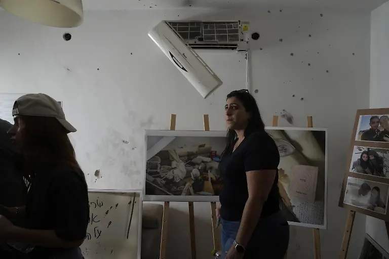 199513c57cc24d96442c458fcd0cd841