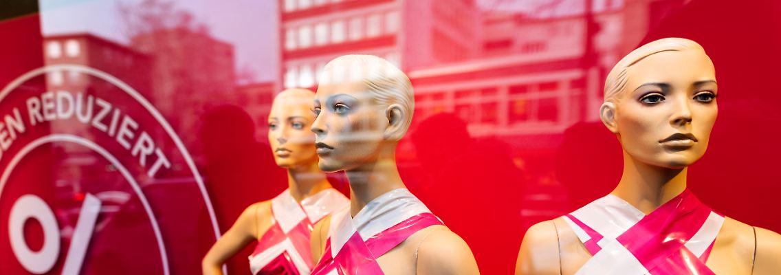 Alle drei Wochen eine neue Kollektion: Das Mode-Karussell dreht sich immer schneller.