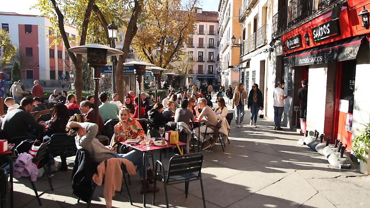 Nicht nur in Madrid, überall in Spanien geht das Leben nahezu normal weiter. 