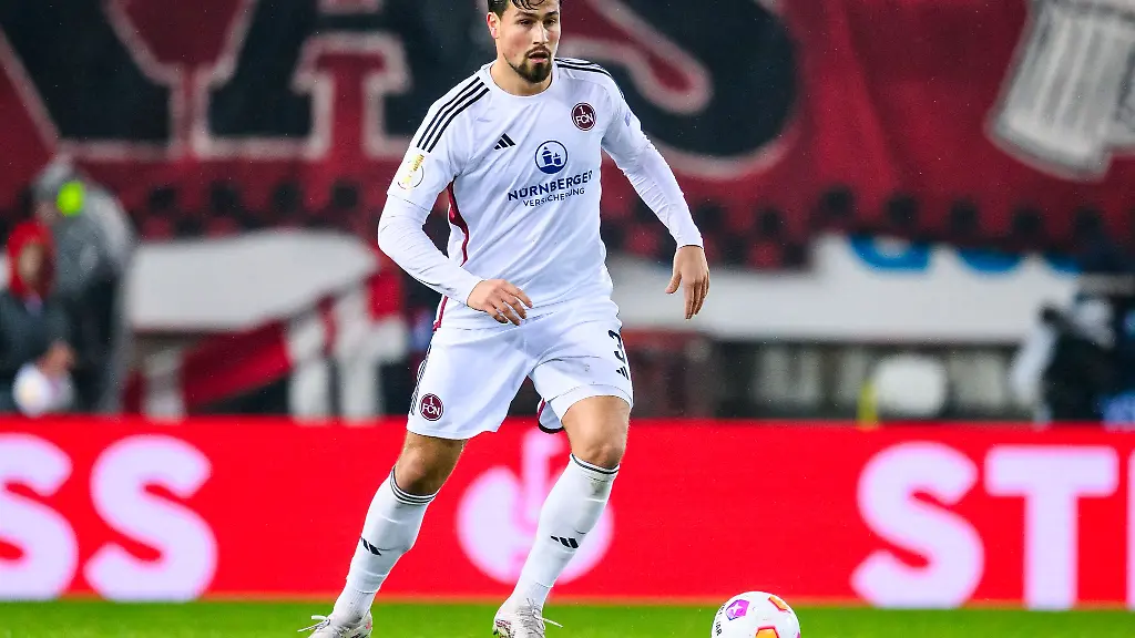 Ahmet-Guerleyen-besorgte-in-Aue-Hansas-Siegtreffer