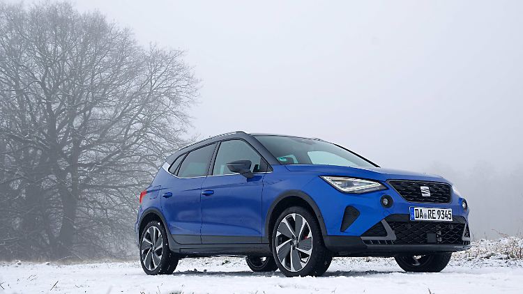 Der Seat Arona misst in der Länge 4,15 Meter, wirkt aber in der Realität größer.