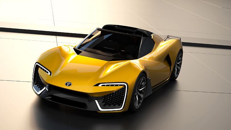 Die von Toyota vorgestellte Sportwagenstudie erinnert stark an den MR2. Natürlich soll der neue Flitzer im Gegensatz zum Alten rein elektrisch fahren.