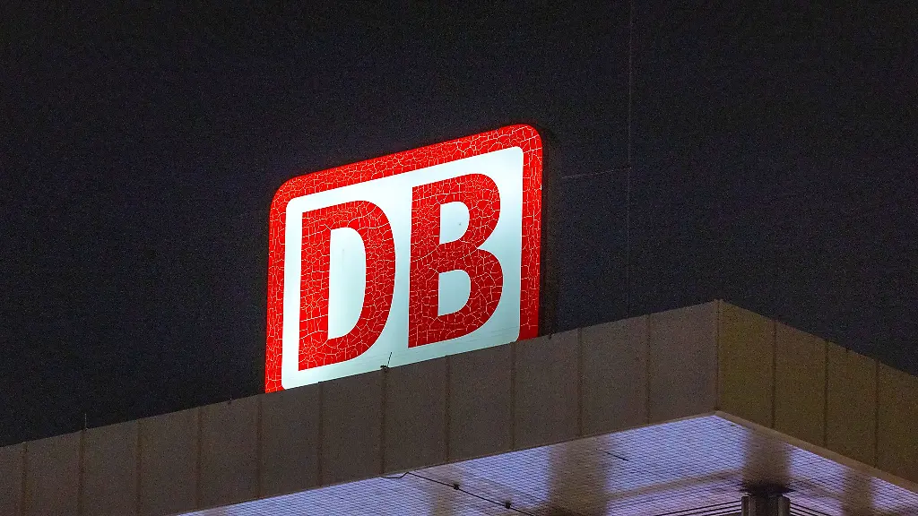Wegen-Bauarbeiten-kommt-es-bei-der-Bahn-noch-bis-Montag-zu-Einschraenkungen-rund-um-Halle