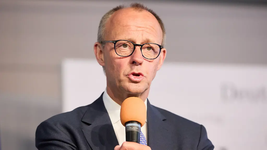 2464497d0b2cfda8e74bf95fbdeab310