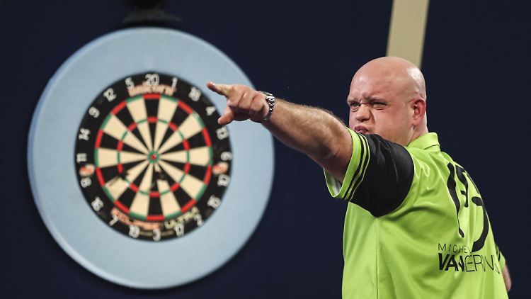 Van Gerwen hat es in diesem Jahr nicht nur mit erfahrenen Rivalen zu tun, sondern auch mit Debütanten, die richtig aufdrehen.