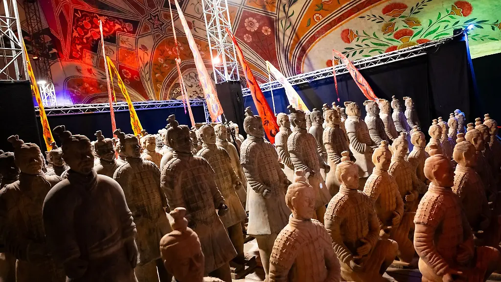 Die-Schau-Die-Terrakotta-Armee-zeigt-nach-Angaben-der-Veranstalter-170-Exponate-einschliesslich-150-originalgetreuer-Terrakottafiguren