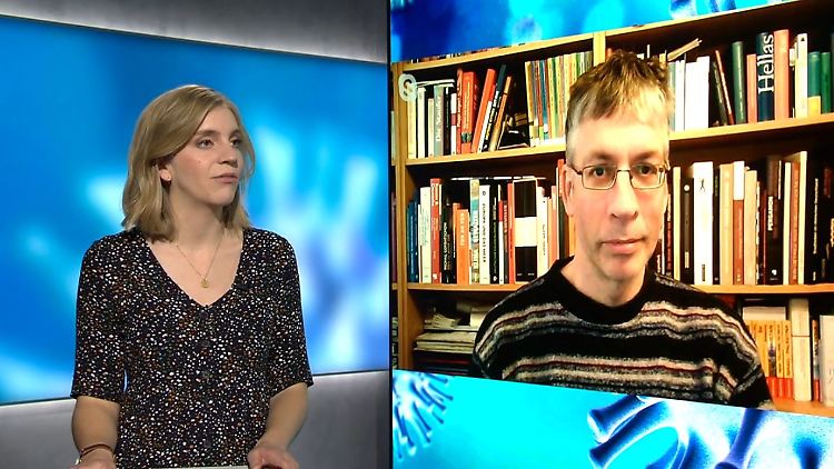 Der Epidemiologe Timo Ulrichs - hier im Gespräch mit ntv-Moderatorin Nele Balgo - ist Professor für Medizin, Mikrobiologie und Katastrophenhilfe an der Akkon-Hochschule in Berlin.