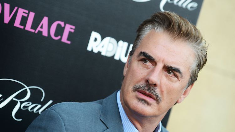 Hat sich eigentlich aus der Öffentlichkeit zurückgezogen: Chris Noth.
