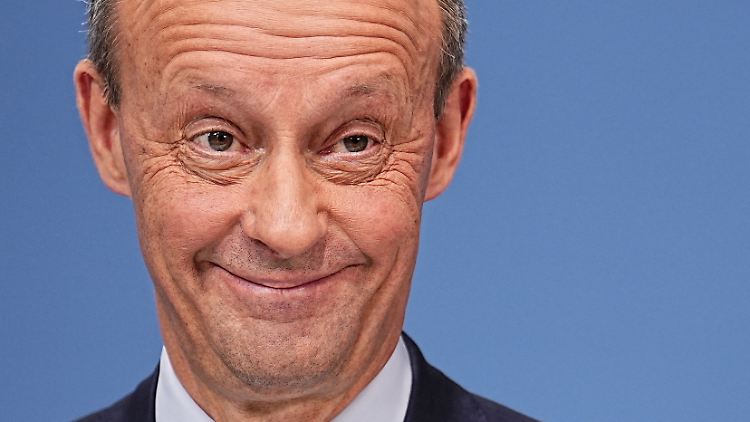 Im dritten Anlauf endlich Parteichef: Friedrich Merz hat gut Lachen.