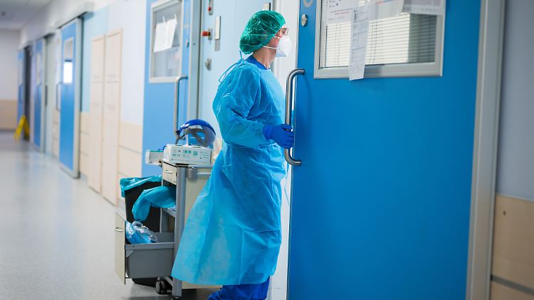 Auf den meisten Intensivstationen sind nur wenige Betten frei, auf vielen gar keines mehr.