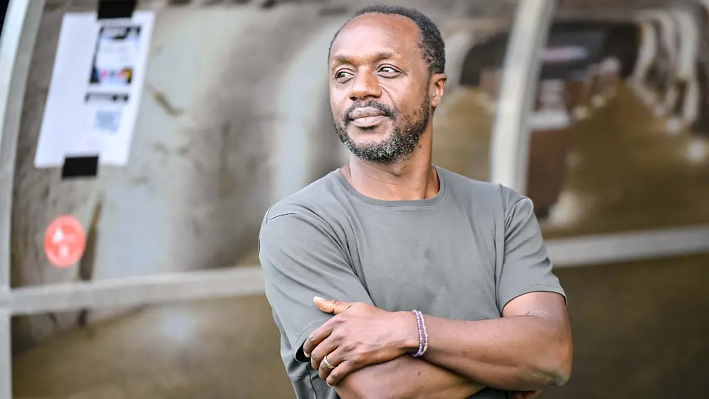 Kaderplaner-Ben-Manga-freut-sich-auf-die-Partnerschaft-des-FC-Schalke-mit-der-SV-Ried